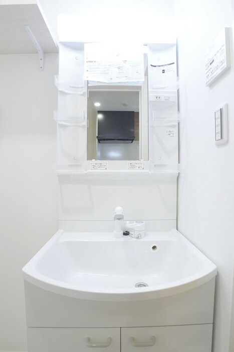 物件内観写真13　(洗面)