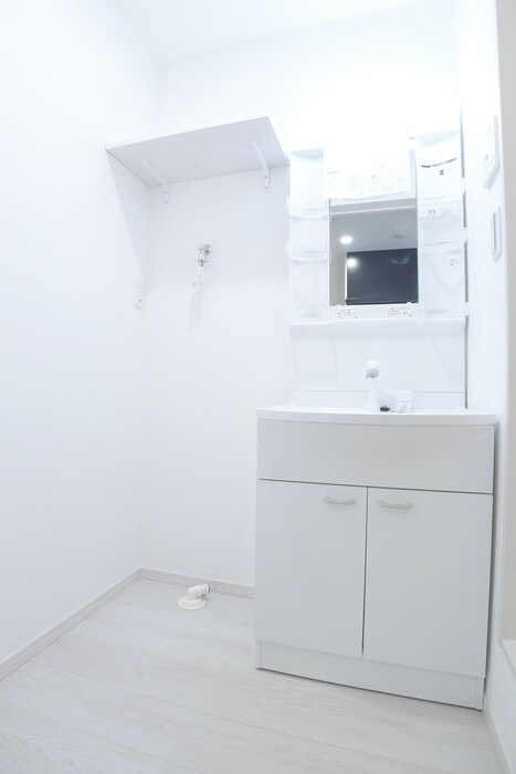 物件内観写真14　(洗濯機置場)