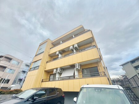 グランドヒルズ稲城外観写真