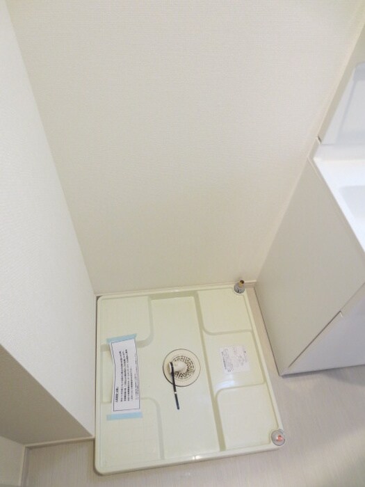 物件内観写真20　(洗濯機置場)