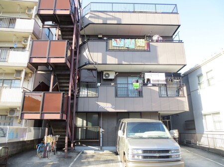 メゾンタカハシ（１・２Ｆ）外観写真
