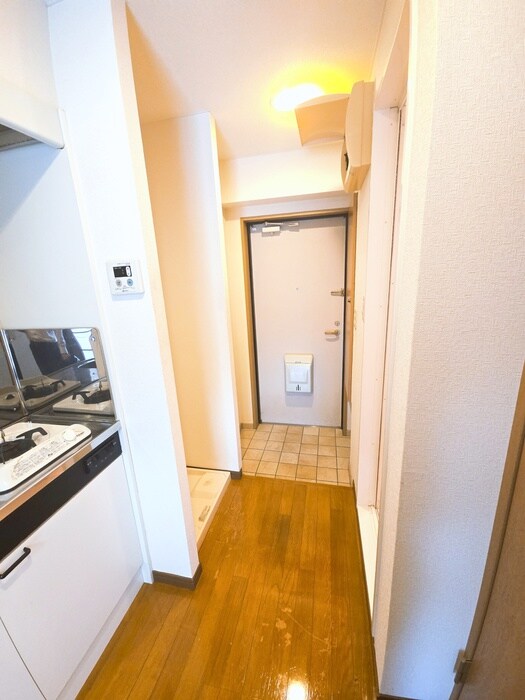 物件内観写真22　(廊下)