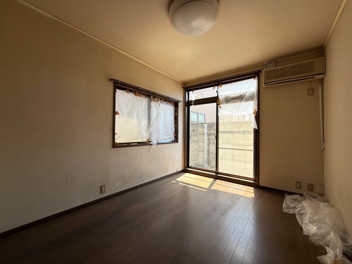 物件内観写真9　(居室)