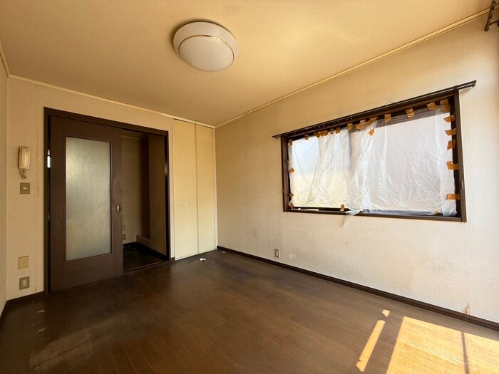 物件内観写真10　(居室)