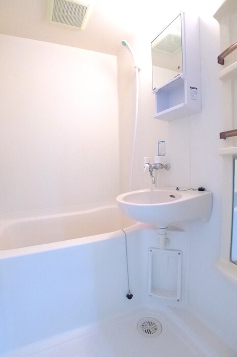 物件内観写真13　(バス／シャワールーム等)