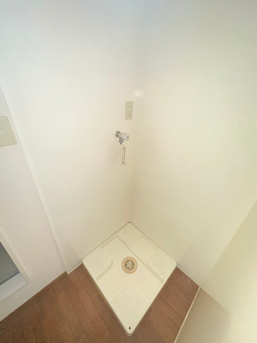 物件内観写真15　(洗濯機置場)