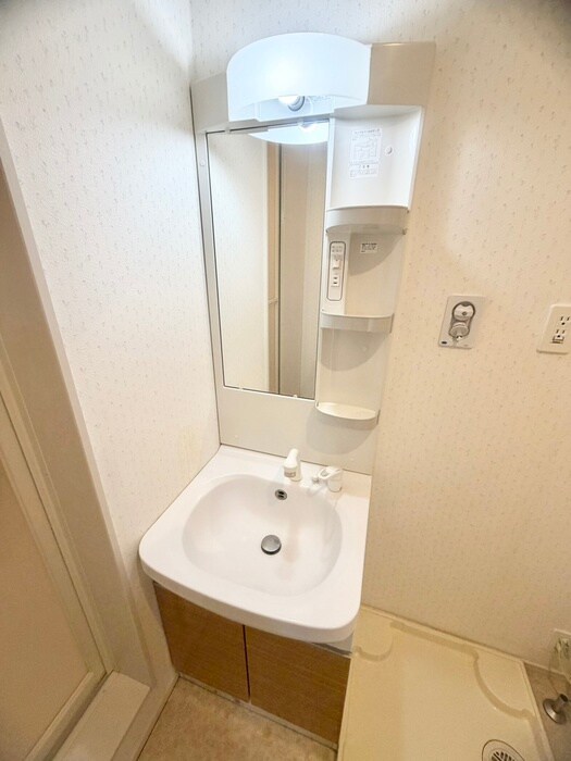 物件内観写真10　(洗面)