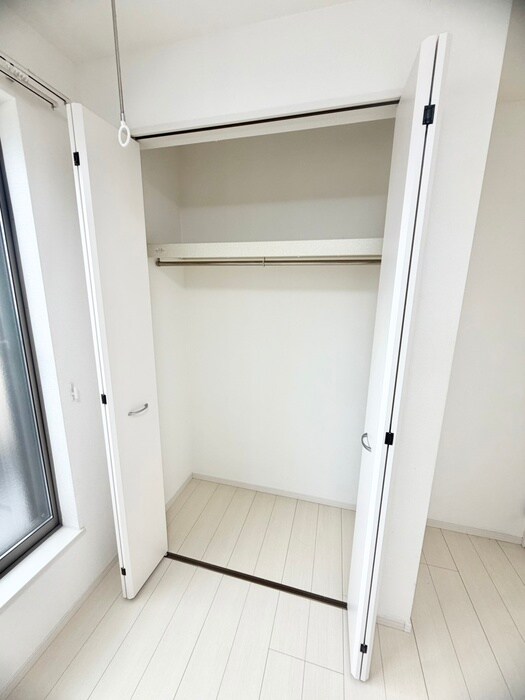 物件内観写真21　(収納)