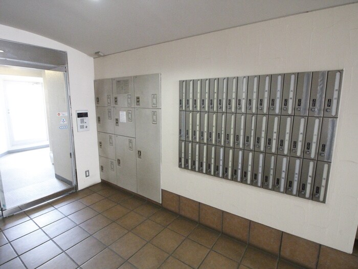 物件外観写真3　(建物設備)