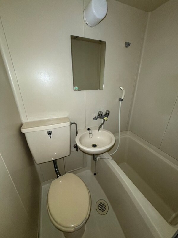 バス／シャワールーム等