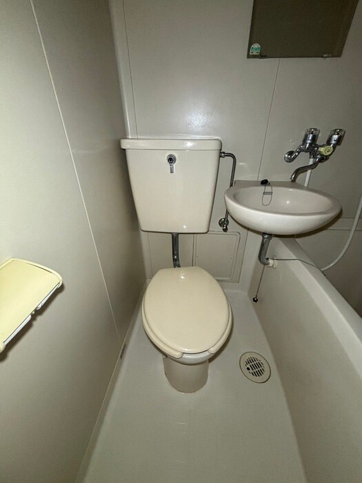 物件内観写真19　(トイレ)