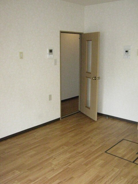 物件内観写真12　(居室)