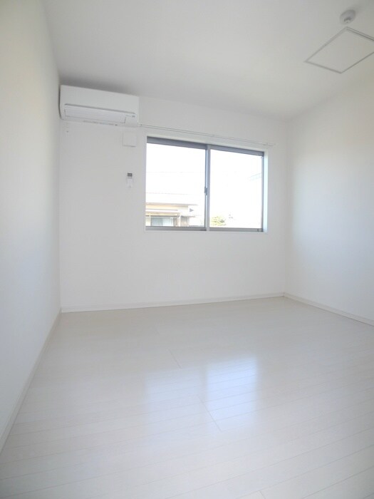 物件内観写真6　(居室)