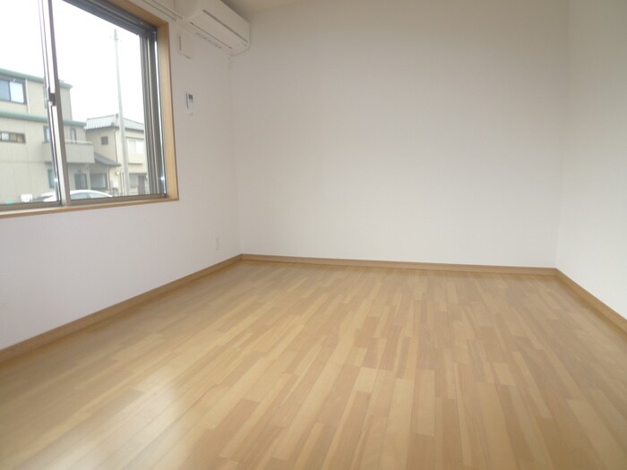 物件内観写真12　(居室)