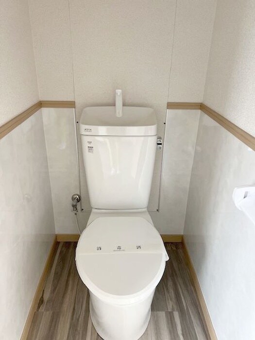 物件内観写真11　(トイレ)