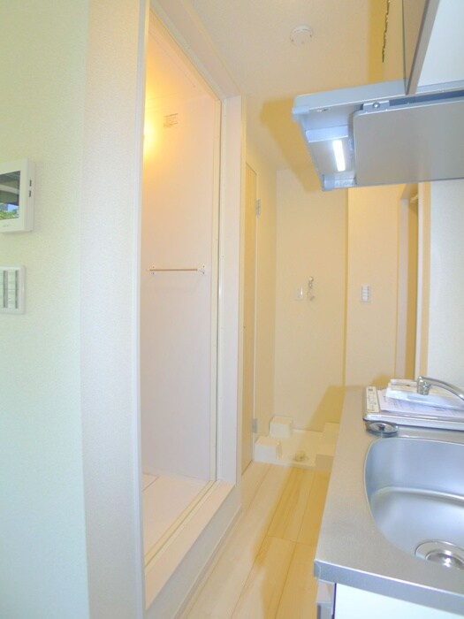 物件内観写真17　(廊下)