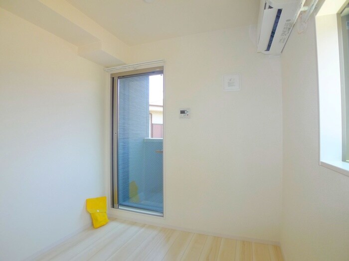 物件内観写真18　(居室)