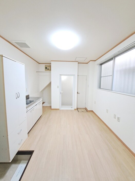 物件内観写真5　(居室)