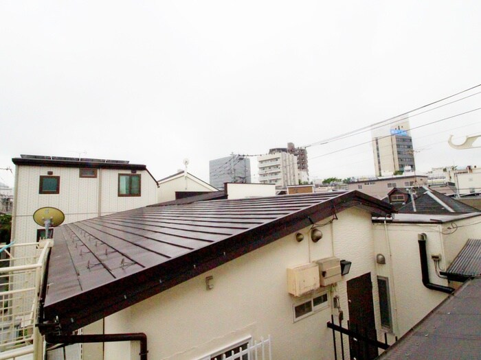 物件内観写真16　(室内からの展望)