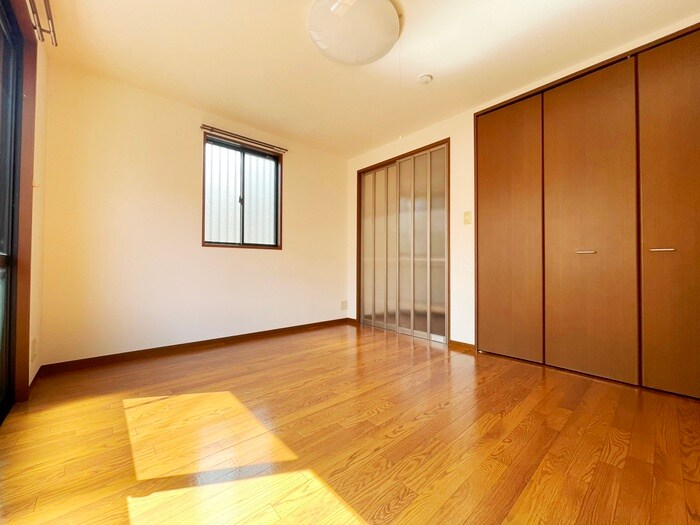 物件内観写真8　(居室)