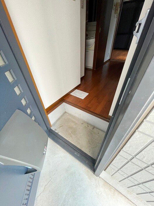 物件内観写真22　(玄関)