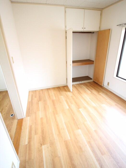 物件内観写真21　(居室)