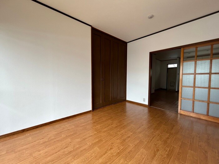 物件内観写真7　(居室)