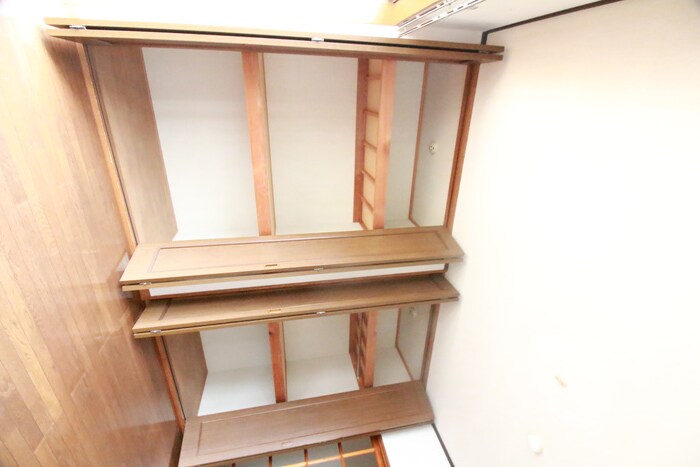 物件内観写真10　(収納)