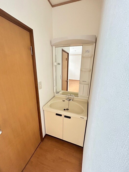 物件内観写真15　(洗面)