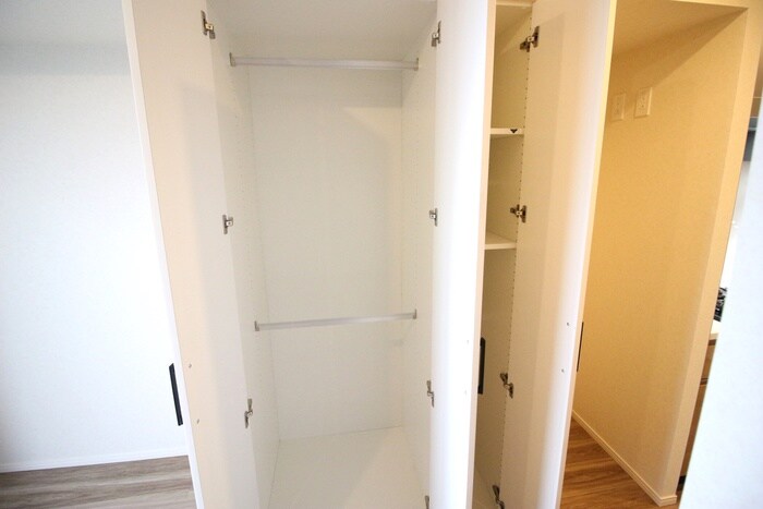 物件内観写真8　(収納)