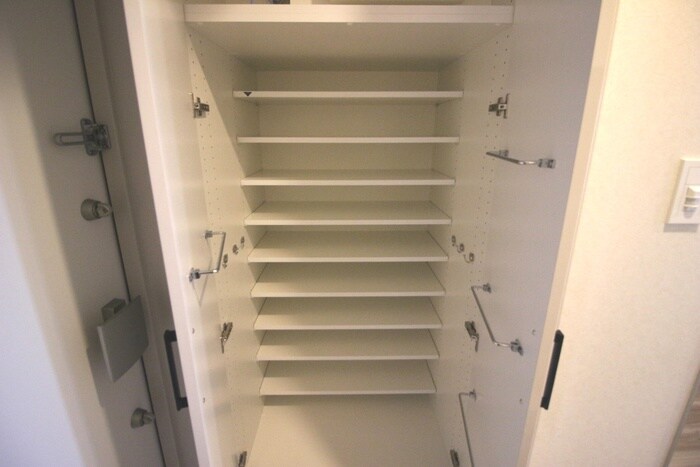 物件内観写真14　(靴箱)