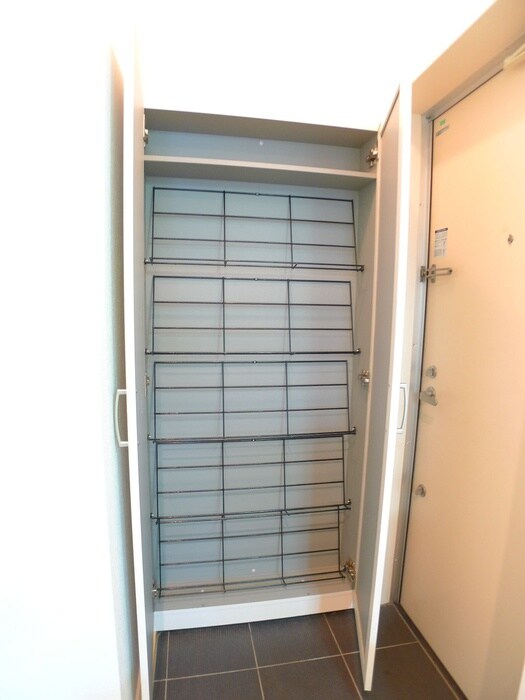 物件内観写真17　(靴箱)