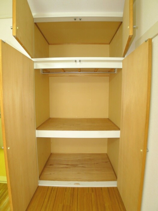 物件内観写真7　(収納)