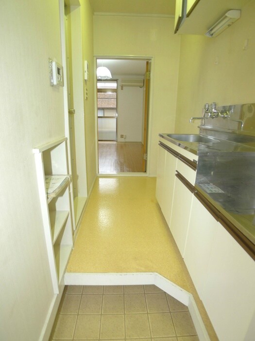 物件内観写真9　(玄関)