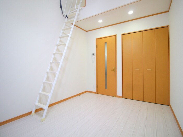 物件内観写真9　(居室)