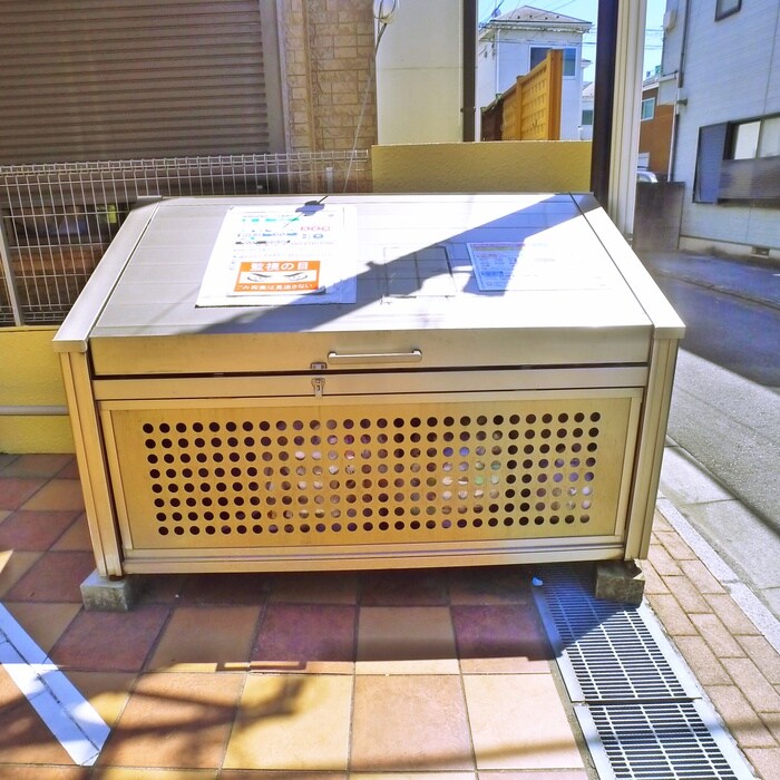 物件外観写真6　(建物設備)