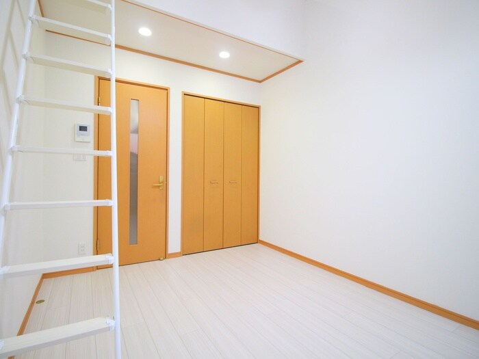 物件内観写真10　(居室)