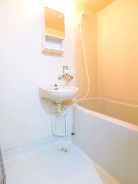 物件内観写真9　(バス／シャワールーム等)