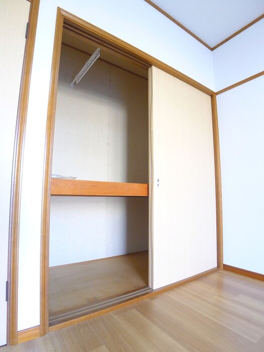 物件内観写真11　(収納)