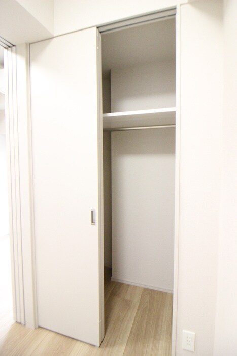 物件内観写真10　(収納)