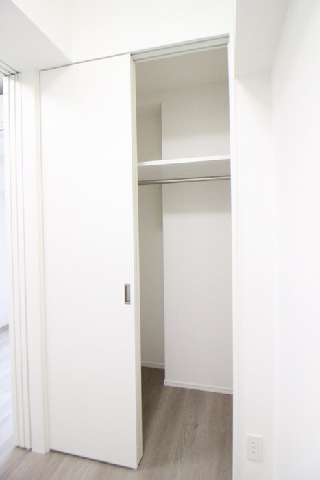 物件内観写真10　(収納)