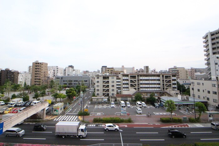 物件内観写真22　(室内からの展望)