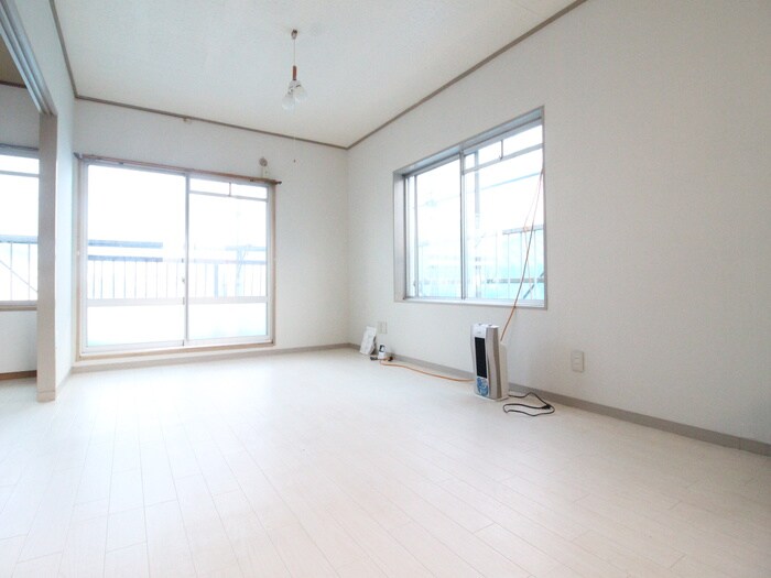 物件内観写真6　(居室)