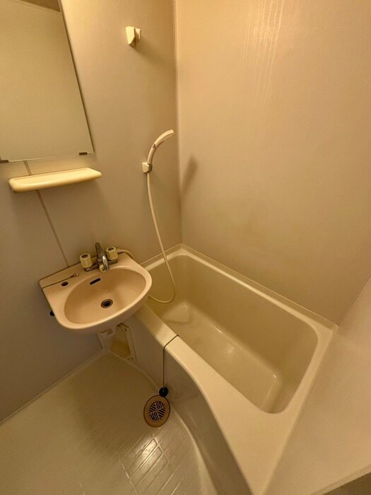 物件内観写真12　(バス／シャワールーム等)