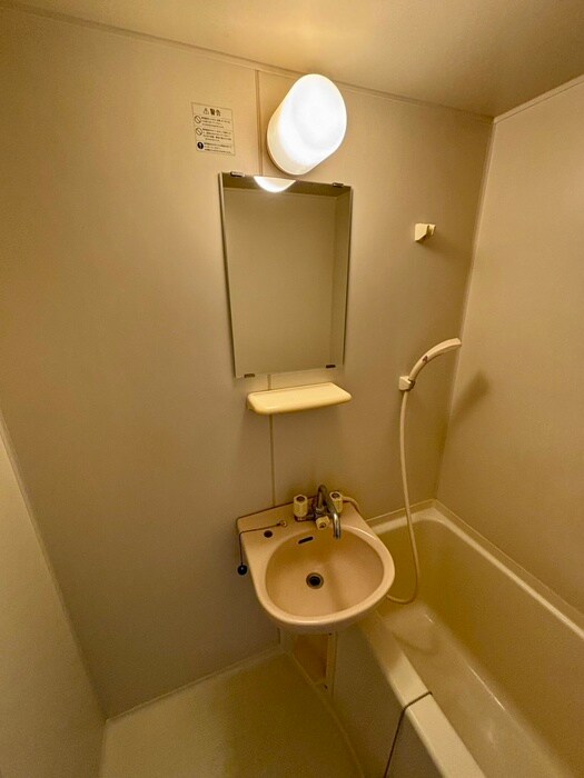 物件内観写真13　(洗面)