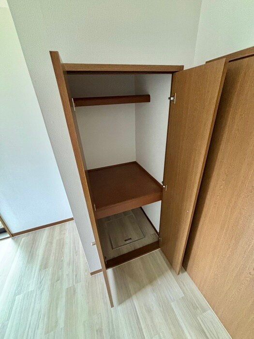物件内観写真17　(収納)