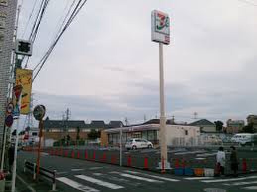 セブン-イレブン町田木曽東４丁目店