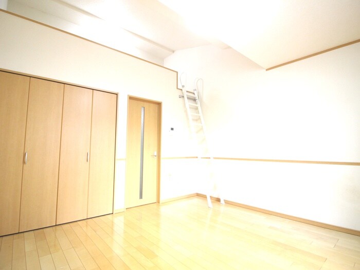 物件内観写真9　(居室)