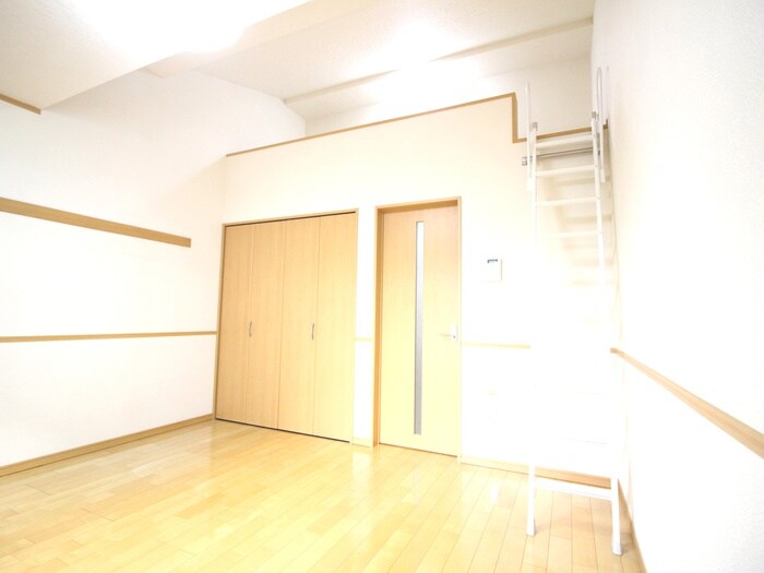 物件内観写真10　(居室)