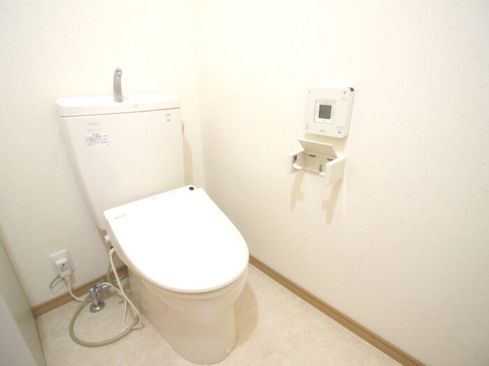 物件内観写真14　(トイレ)